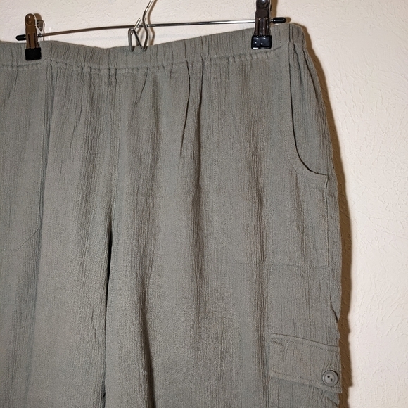 Soft Surroundings gauze cotton wide leg cargo pants - Picture 2 of 5